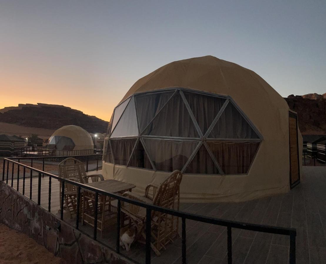 Magic Mountain Camp Leilighet Wadi Rum Eksteriør bilde