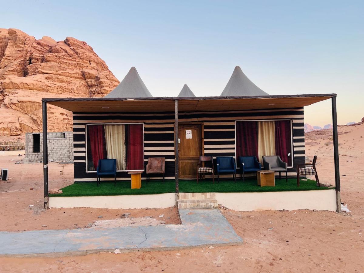 Magic Mountain Camp Leilighet Wadi Rum Eksteriør bilde
