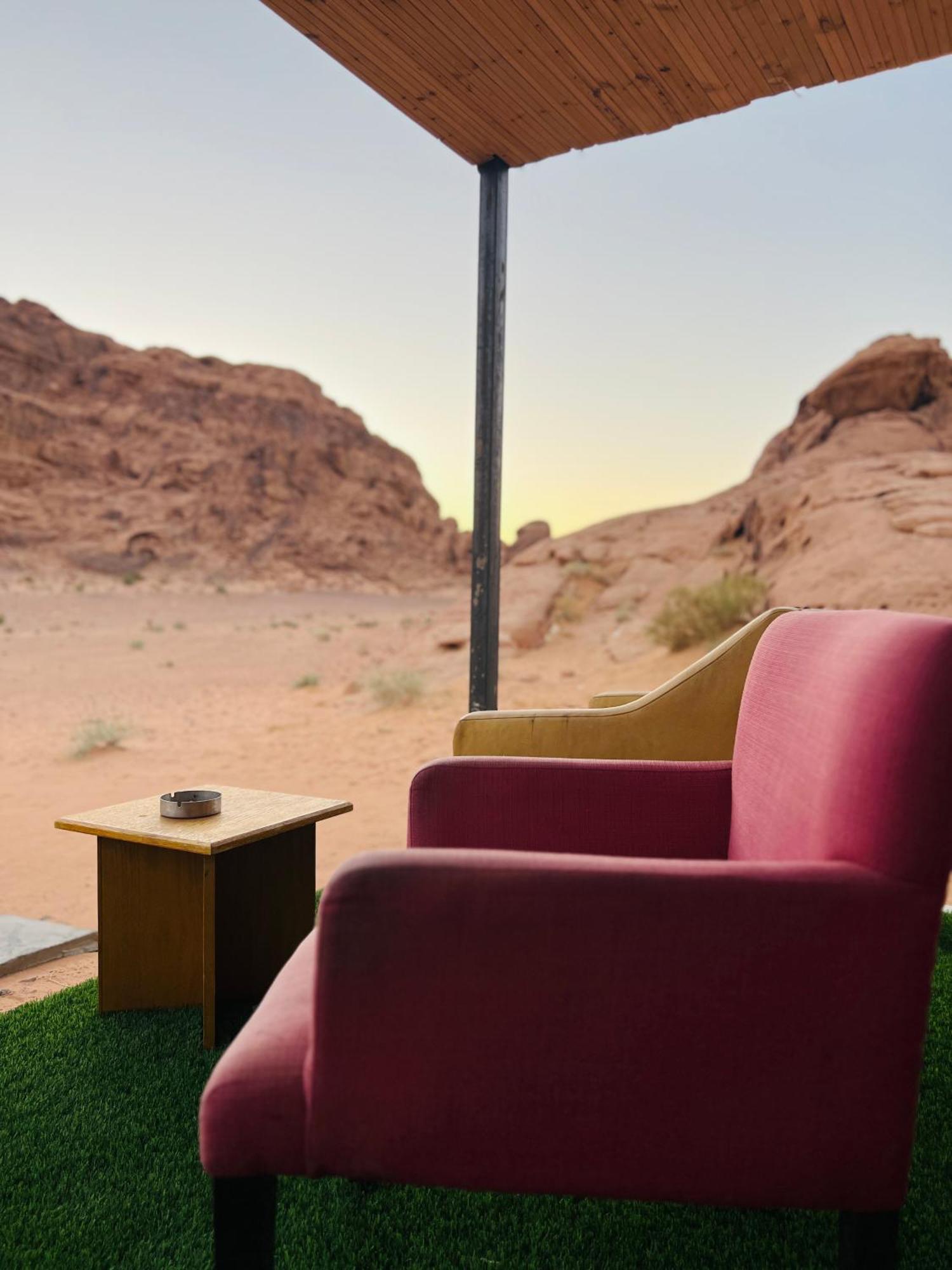 Magic Mountain Camp Leilighet Wadi Rum Eksteriør bilde