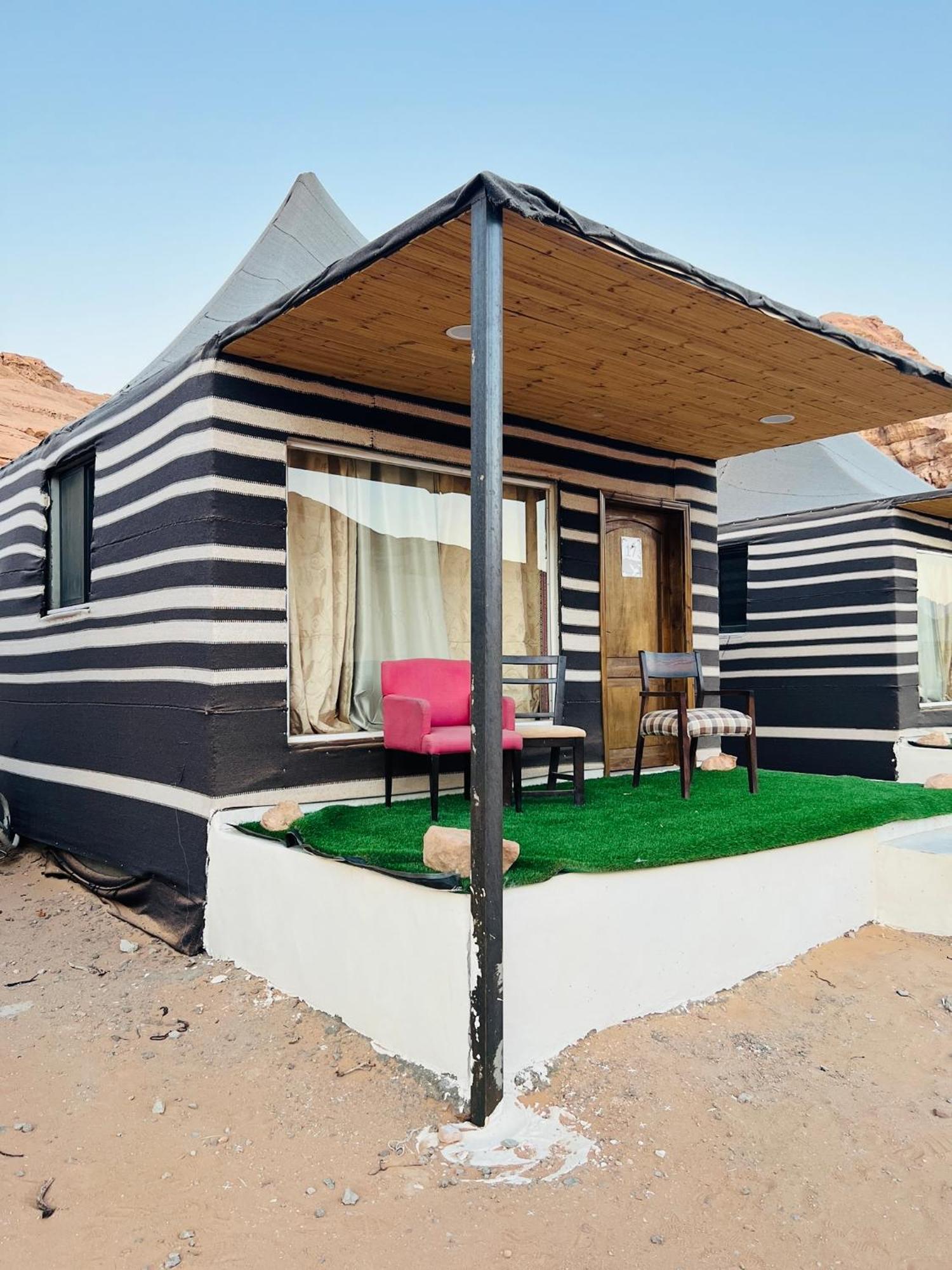 Magic Mountain Camp Leilighet Wadi Rum Eksteriør bilde