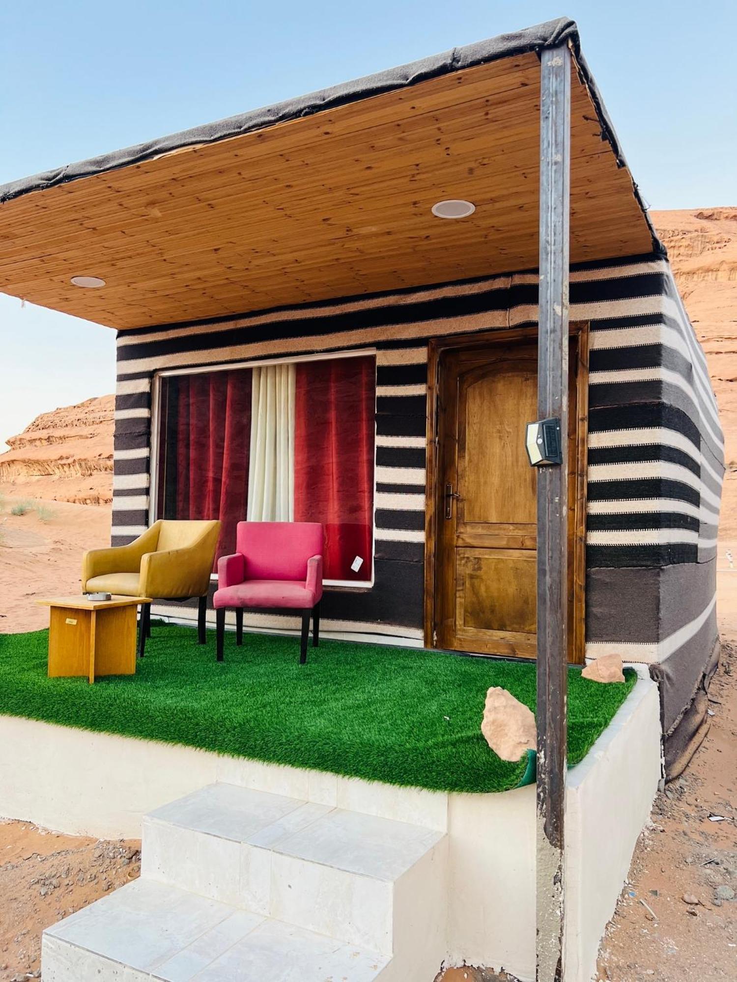Magic Mountain Camp Leilighet Wadi Rum Eksteriør bilde