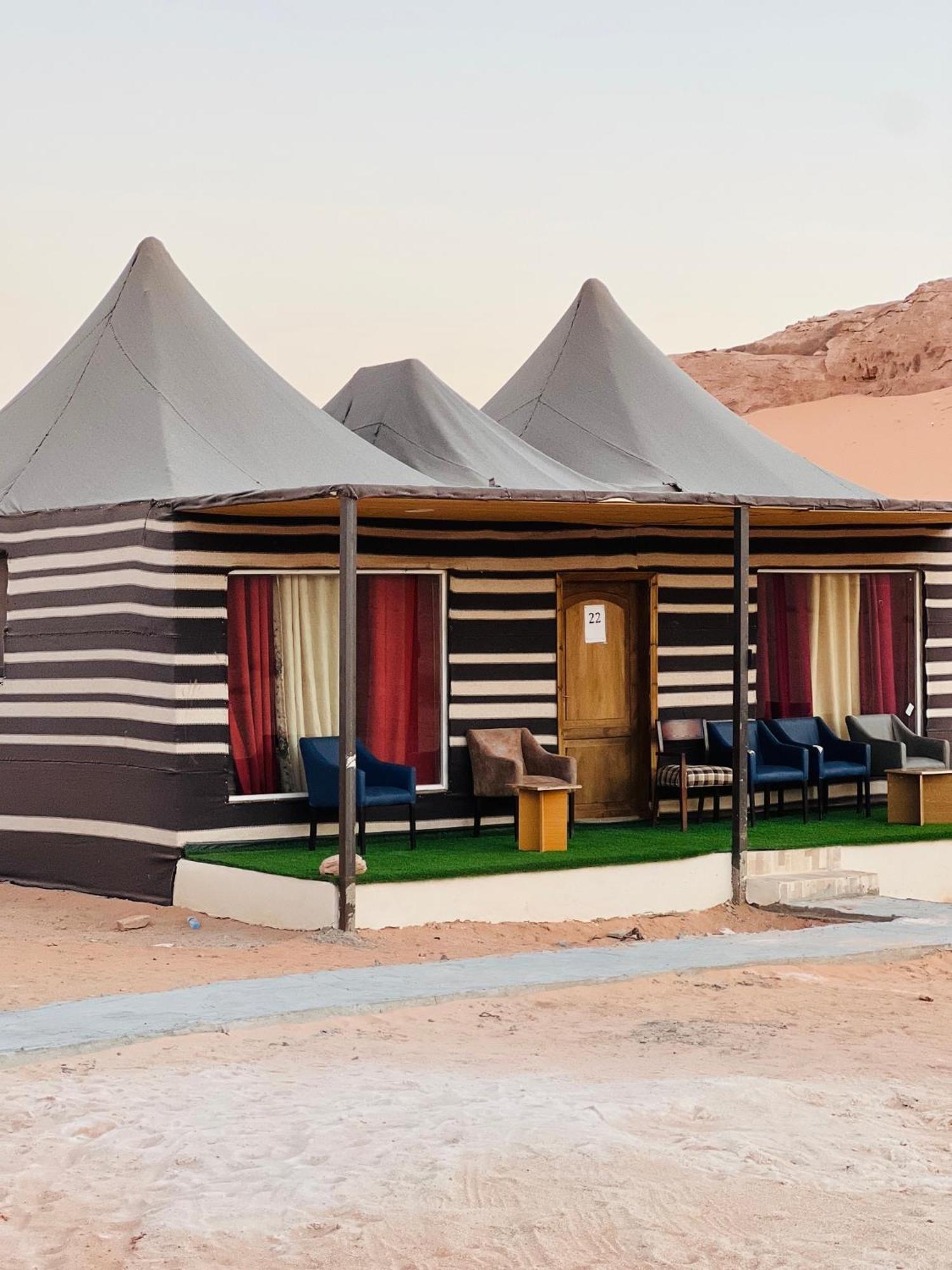 Magic Mountain Camp Leilighet Wadi Rum Eksteriør bilde