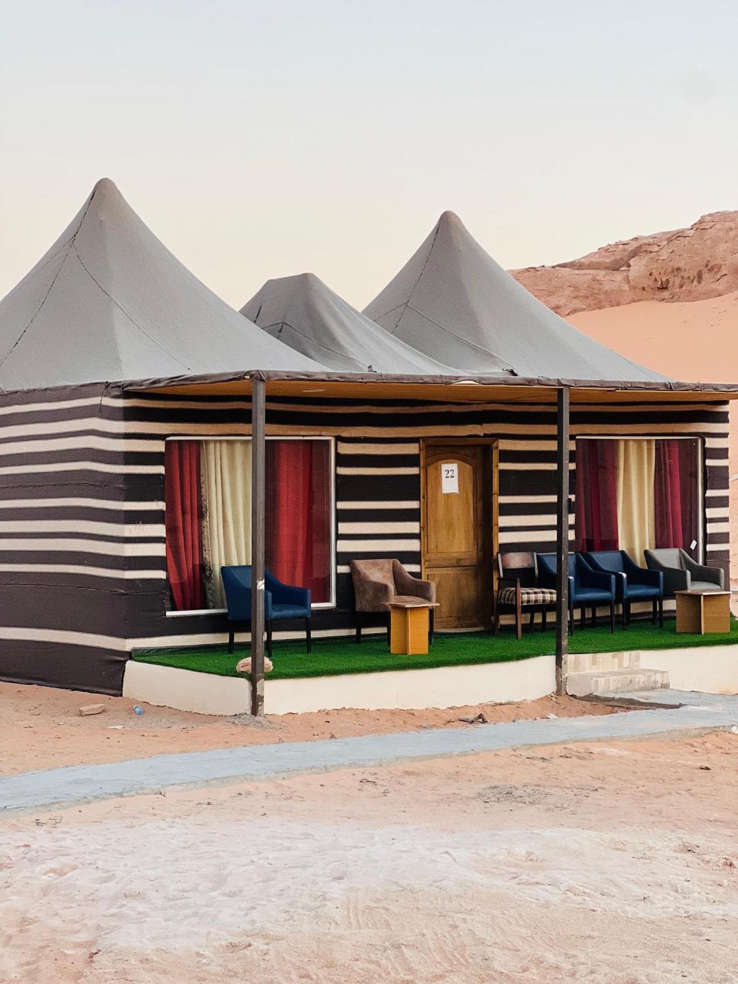 Magic Mountain Camp Leilighet Wadi Rum Eksteriør bilde
