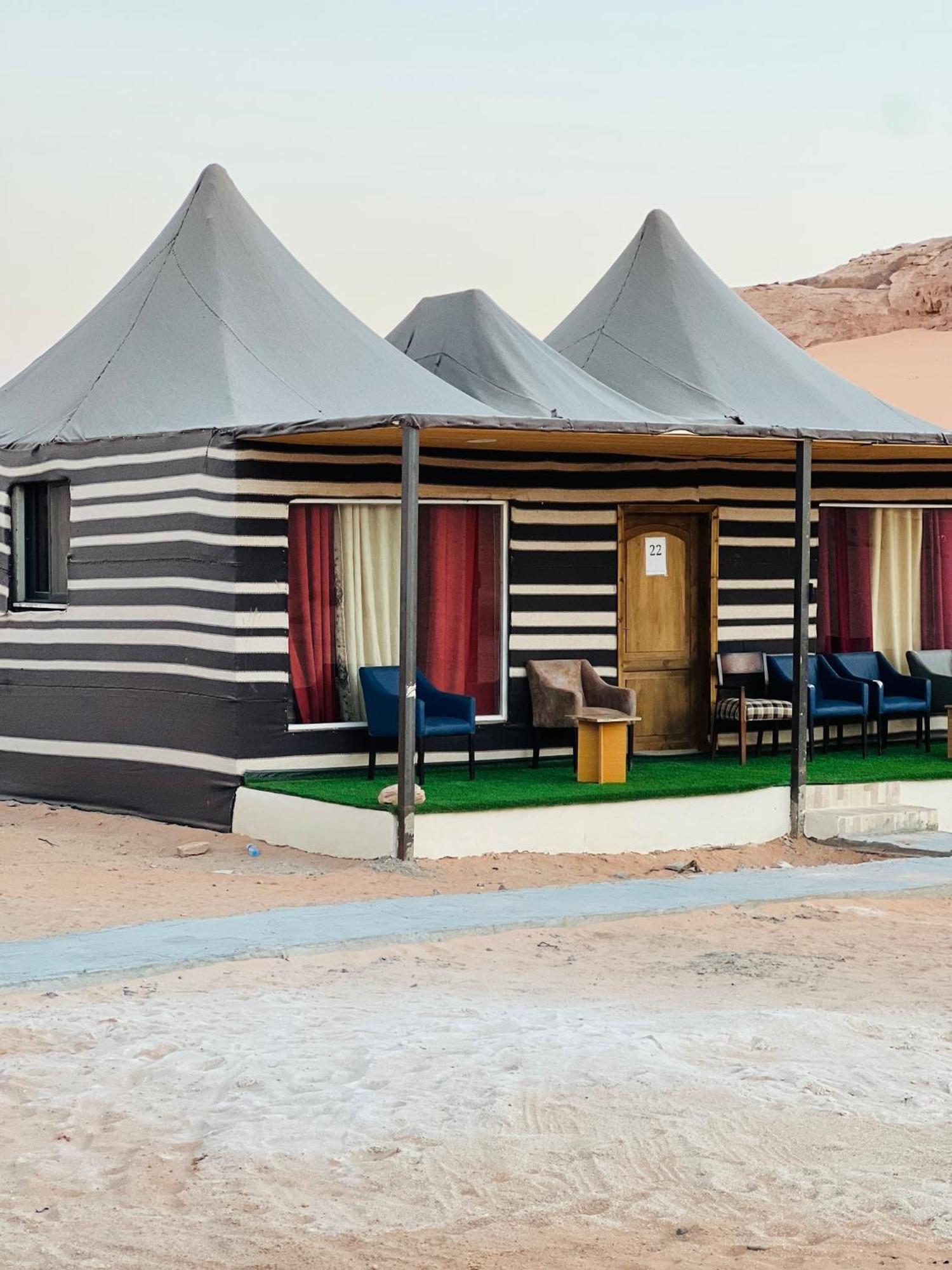 Magic Mountain Camp Leilighet Wadi Rum Eksteriør bilde